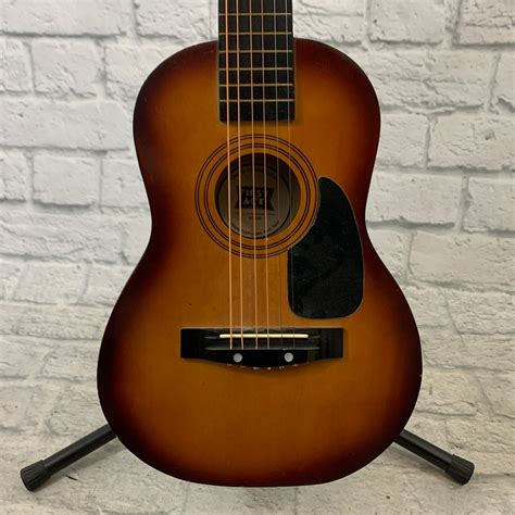 First Act FG130 Mini Acoustic Guitar - Evolution Music