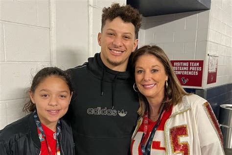 Randi Mahomes sets up a scholarship to honor Patrick Mahomes' grandmother: 'Every dollar will be ...