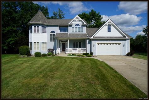 Lewiston, NY Real Estate - Lewiston Homes for Sale | realtor.com®