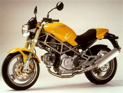 DUCATI Monster 900 (1994-1995) Specs, Performance & Photos - autoevolution