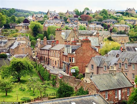 The most charming towns and villages in the UK revealed with Rye in East Sussex No1 | Daily Mail ...