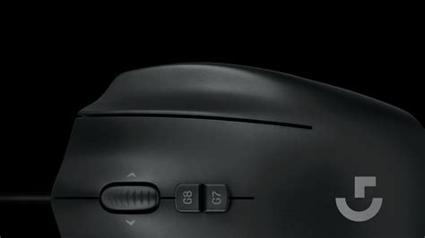 Logitech G600 MMO Gaming Mouse - 20 Buttons & LIGHTSYNC RGB