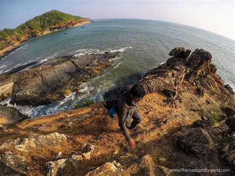 Kumta to Gokarna beach trek, through Konkan's coasts and cliffs