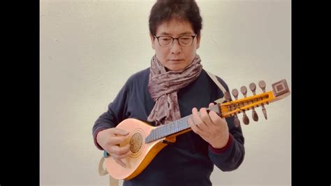 Tant que vivray on gittern (cittern with a guitar tuning), Taro Takeuchi - YouTube