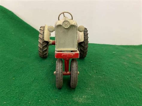 Hubley Kiddie Toy Tractor - Gavel Roads Online Auctions