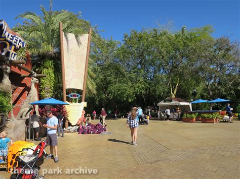 Cheetah Hunt at Busch Gardens Tampa | Theme Park Archive