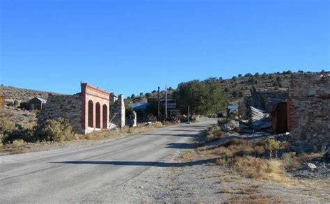 Belmont Ghost Town Nevada Day Trip Historic Silver Mining Town