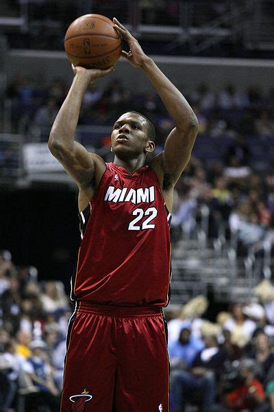 Vegetarian StarJames Jones–Miami Heat Forward Discusses Vegetarian Diet