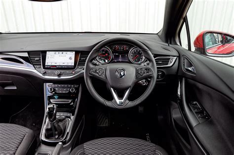 Vauxhall Astra Sports Tourer interior | Autocar