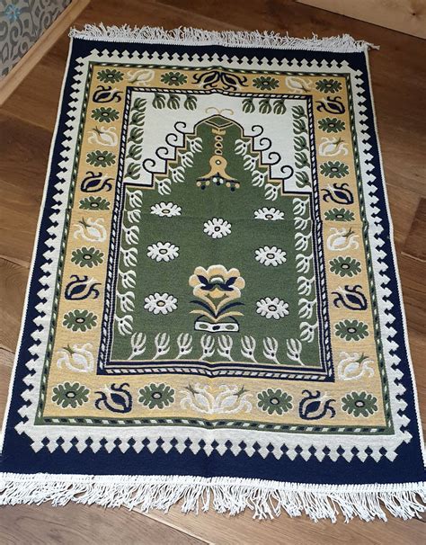 Essentials › Prayer Mats › Hand Made Large Double Sided Floral 100% Wool Prayer Mat