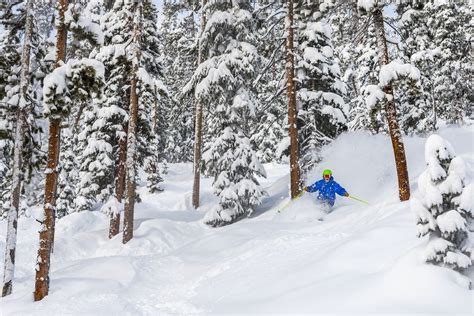 Where's the Best Skiing in Colorado? Our Staff Weighs In - Powder7