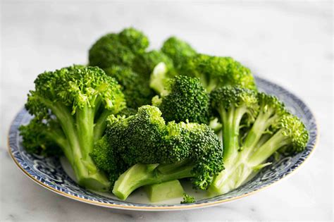 How to Steam Broccoli Perfectly Every Time