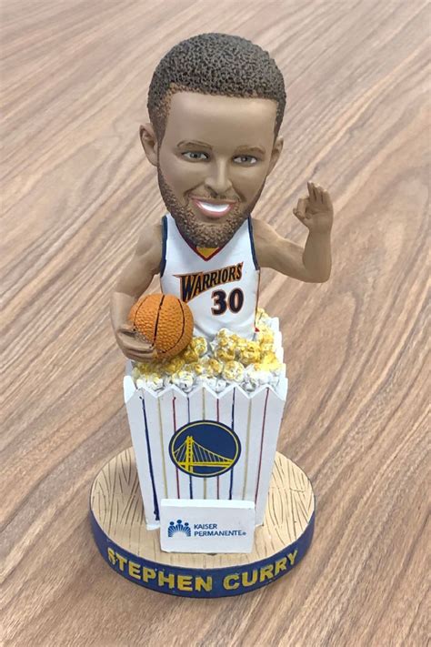 Bobbleheads have become the NBA's biggest little status symbol - ABC30 Fresno