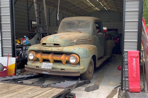 Family-Owned 1952 Ford F-1 Truck Spent Decades in Hiding, Shows Beautiful Patina - autoevolution