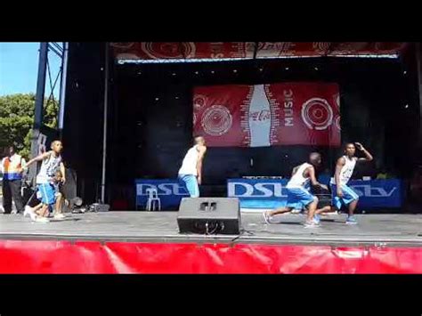 STREET KINGS DANCE CREW - YouTube