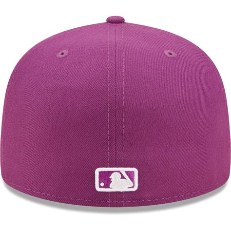 New Era Cleveland Guardians Grape Logo 59FIFTY Fitted Hat