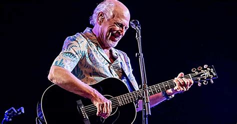 Jimmy Buffett Is Putting His Upcoming Concerts Into A Halt After Brief Hospitalization