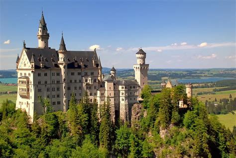 Schloss Neuschwanstein Photograph by Alan Hart - Pixels