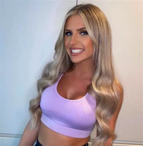 Love Island’s Chloe Burrows looks unrecognisable with blunt fringe hair and ‘doughnut’ bun - OK ...