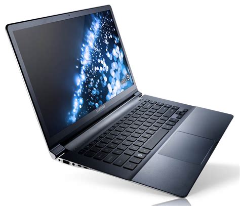 Reviews On Gadgets: Samsung Series 9 15 (NP900X4B-A02US) Notebook