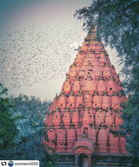 Mahakal Temple, Ujjain | Temple photography, Mahakal pic ujjain ...