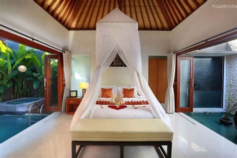 20 Awesome Bedroom With Pool Designs