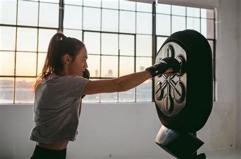 Liteboxer Fitnessgerät – Boxen wie im Ring, nur zu Hause