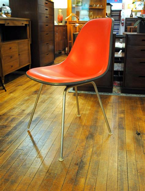 1950's Herman Miller Eames Shell Chair | Circa