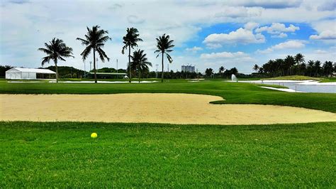 Welcome to my pleasuredome: Pantai indah kapuk golf