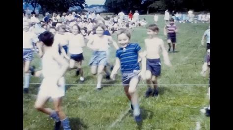 Stourfield Juniors School Sports Day - YouTube