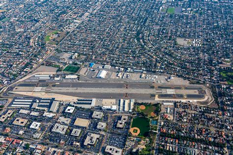 FAA: Santa Monica Airport Violated Grant Assurances - AVweb