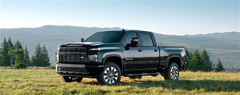 2023 Chevrolet 2500 vs 2023 Chevrolet 3500 | Executive Chevrolet