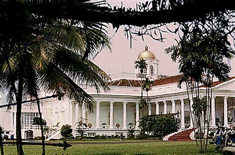 Most viewed Bogor Palace wallpapers | 4K Wallpapers