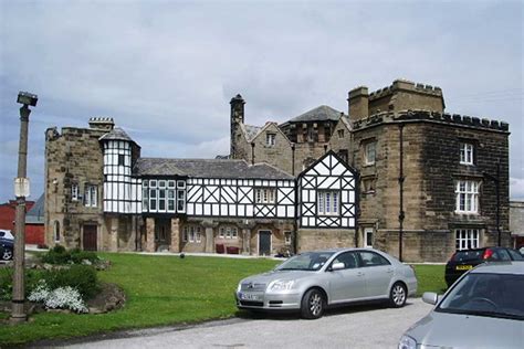 Leasowe Castle hotel near Liverpool | englandrover.com