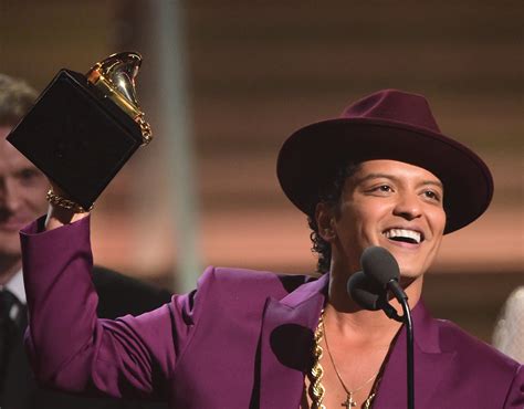 Bruno Mars' "24K Magic" Lyrics Are Exactly What You'd Expect From His Return To Music — VIDEO