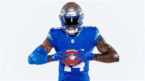 Seahawks go back to the future, unveil throwback uniform for October ...