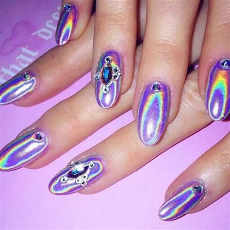 50 Gorgeous Holographic Nails That Are Simply Stunning