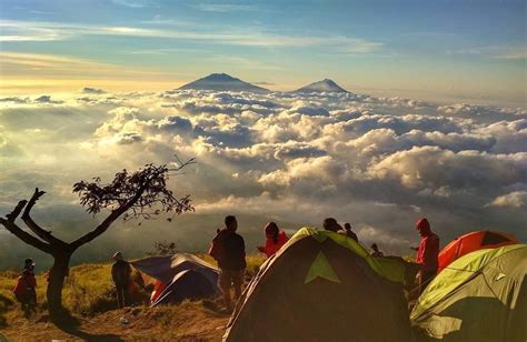 5 Fakta Menarik Gunung Sumbing yang Mesti Diketahui Oleh Para Pendaki ...