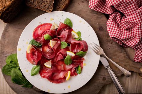 Bresaola come Condirla: gli Abbinamenti più Sani e Saporiti