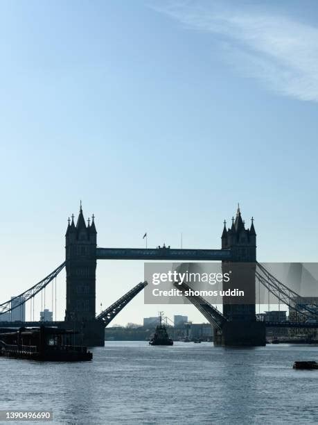 Tower Bridge Opening Photos and Premium High Res Pictures - Getty Images