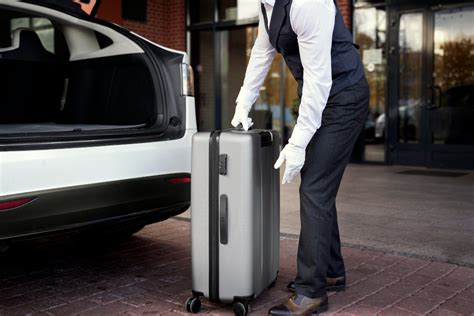 Everything You Need to Know About Port Canaveral Shuttle Services - Luxury Transportaion Services