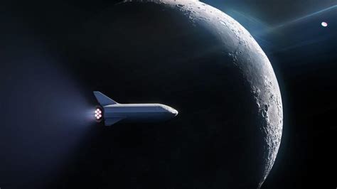 SpaceX Sells 82-Year-Old Billionaire a Starship Ride Around the Moon