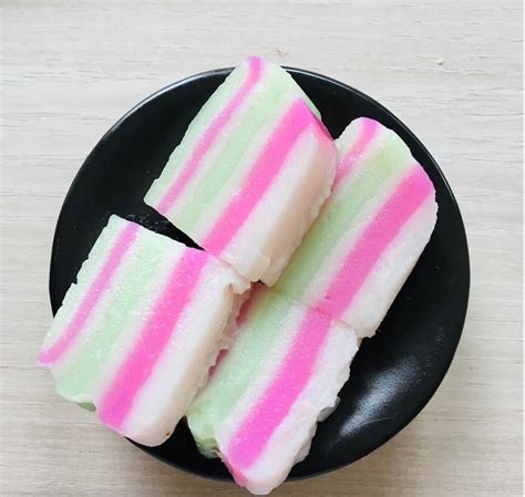 Kue Lapis: Indonesian layered mochi steam cake. Classic recipe.