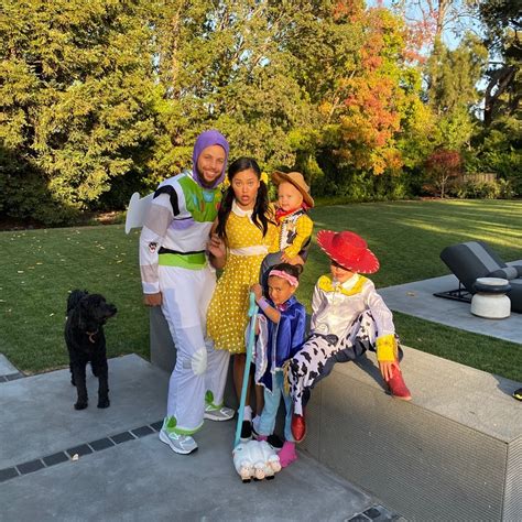 Stephen, Ayesha Curry’s Family Album With 3 Kids: Pics