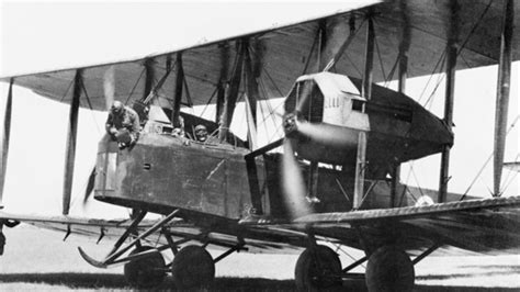 Entrepreneur Dick Smith furious over Vickers Vimy bomber placed in ...