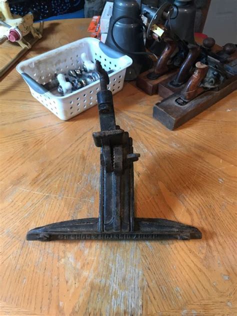 Vintage Henry Disston & Son’s No. 3D Hand Saw Sharpening Vise -- Antique Price Guide Details Page