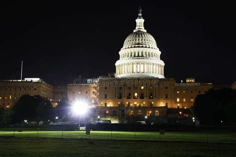 US Capitol Building at Night Editorial Image - Image of mall, washington: 80228655