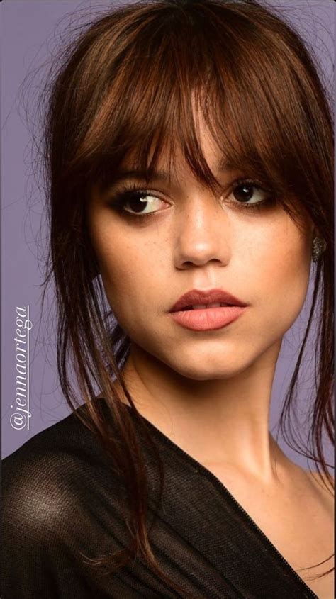 Jenna Ortega | Hairstyle, Hairstyles with bangs, Jenna ortega