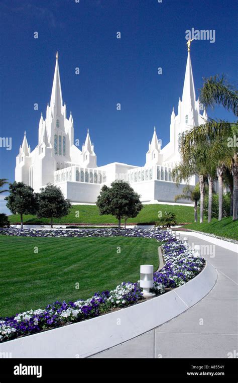 San Diego Mormon Temple at La Jolla California USA Stock Photo - Alamy