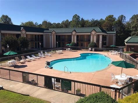 QUALITY INN MORGANTON $64 ($̶1̶3̶4̶) - Updated 2020 Prices & Hotel Reviews - NC - Tripadvisor